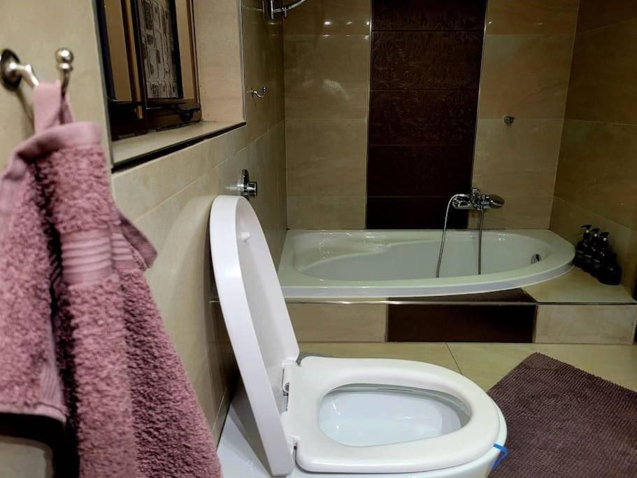 1 Bedroom Apartment With Living Room And Terrace San Gwann Екстер'єр фото
