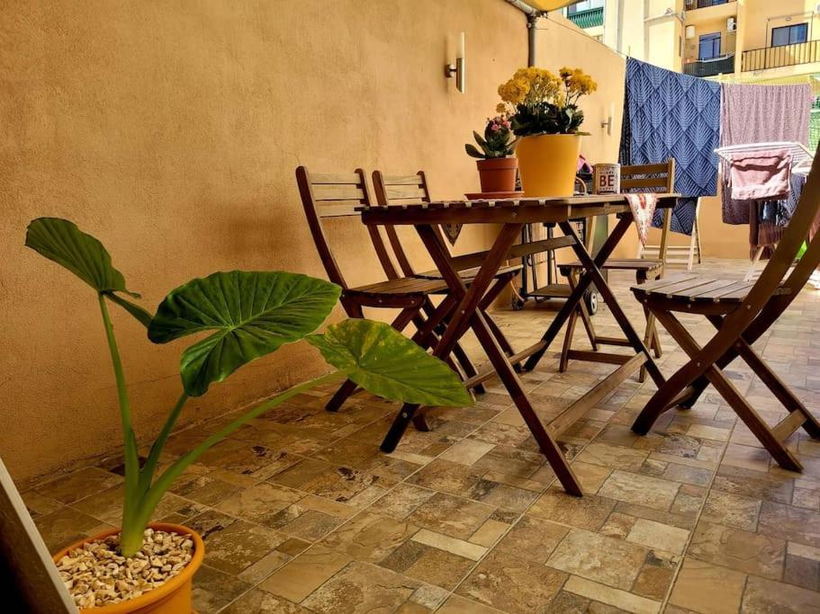 1 Bedroom Apartment With Living Room And Terrace San Gwann Екстер'єр фото